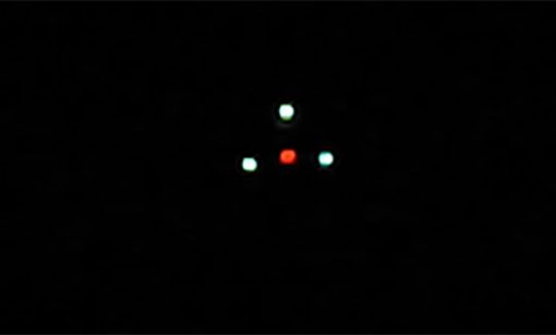 Triangle UFO videotaped low over Virginia