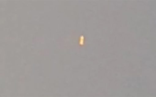 Las Vegas witness captures two cigar UFOs on video