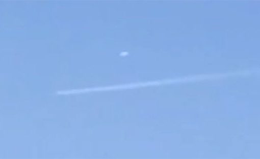 New Hampshire witness says UFO chased jet