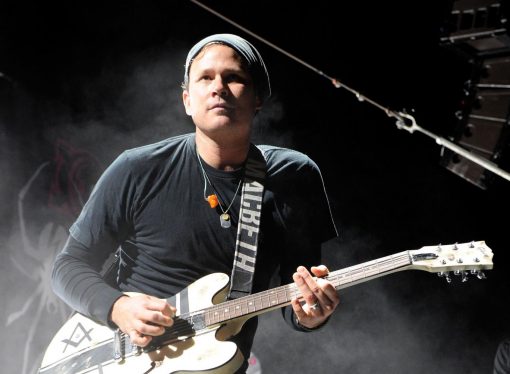 Tom Delonge is about to reveal an alien conspiracy, Blink-182 singer suggests after receiving UFO award