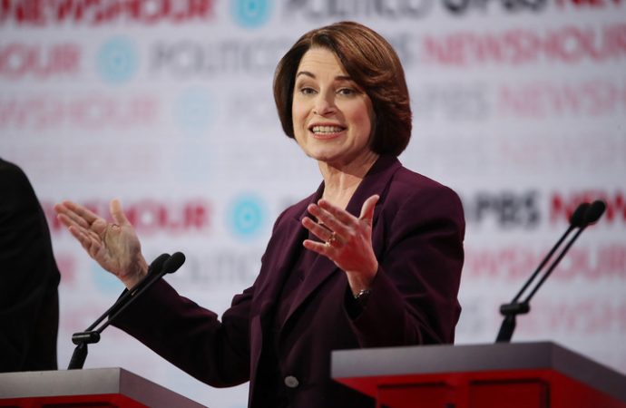 Amy Klobuchar Hints at Declassifying UFO Info If Elected